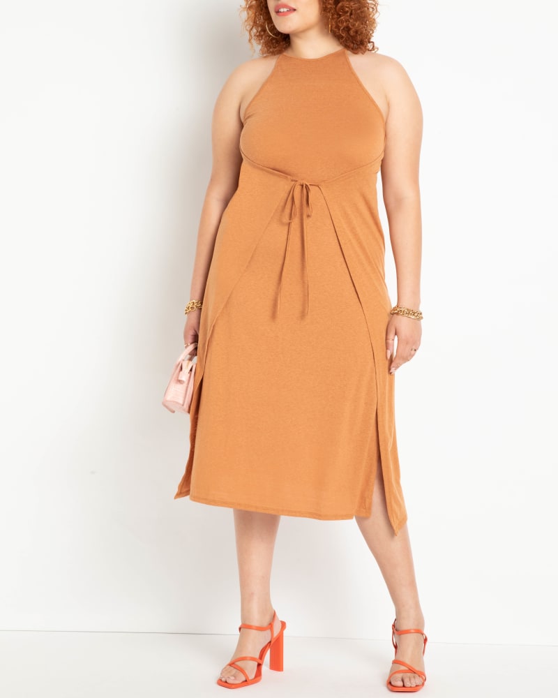 Front of a model wearing a size 14/16 Jesse Knit Midi Dress in Bran by ELOQUII. | dia_product_style_image_id:217039